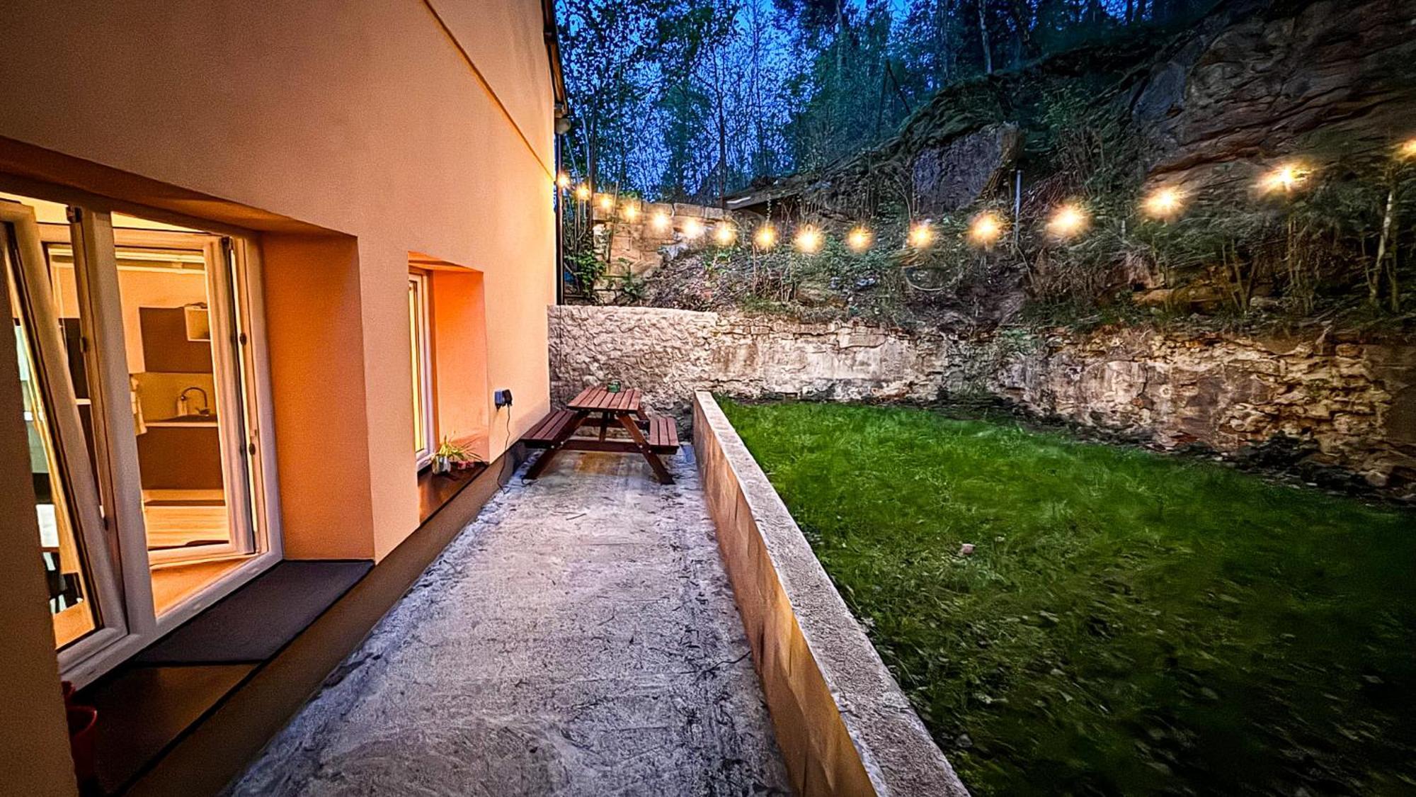 Remote Work Friendly Zahradni Apartman U Jezera Staré Splavy Exterior foto